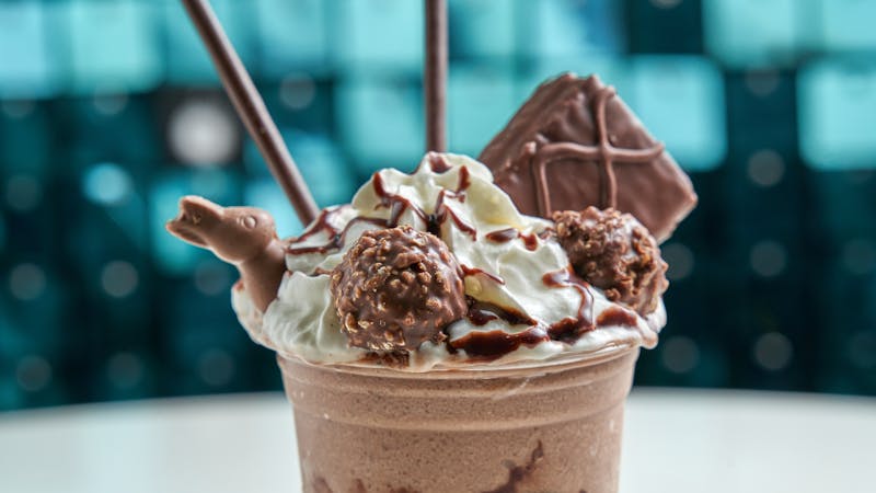 Milkshake dessert drink east coast wings