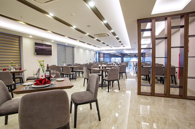Expanded East coast wings dining room after renovation
